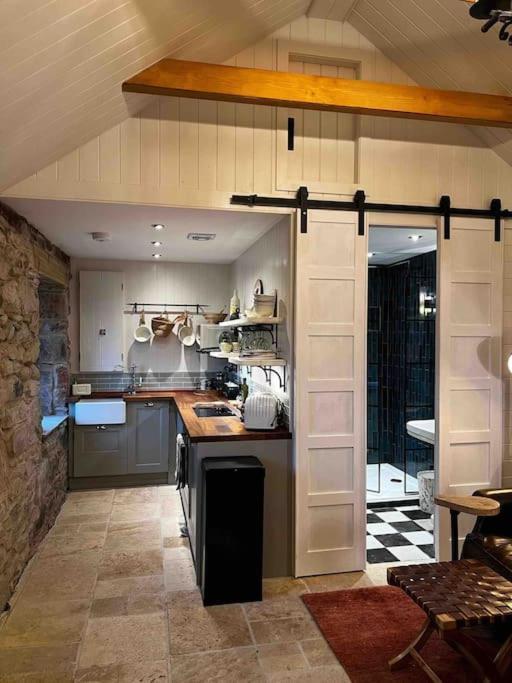 Charming Stone Bothy At Loch Lomond Villa Luss Dış mekan fotoğraf